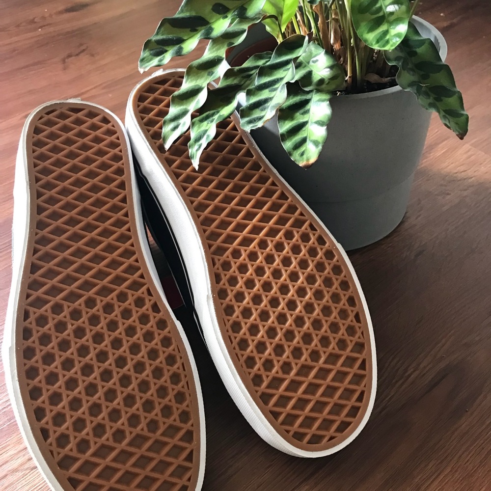Vans Ward High-Top Sneaker - Women’s - Picture 4 of 4